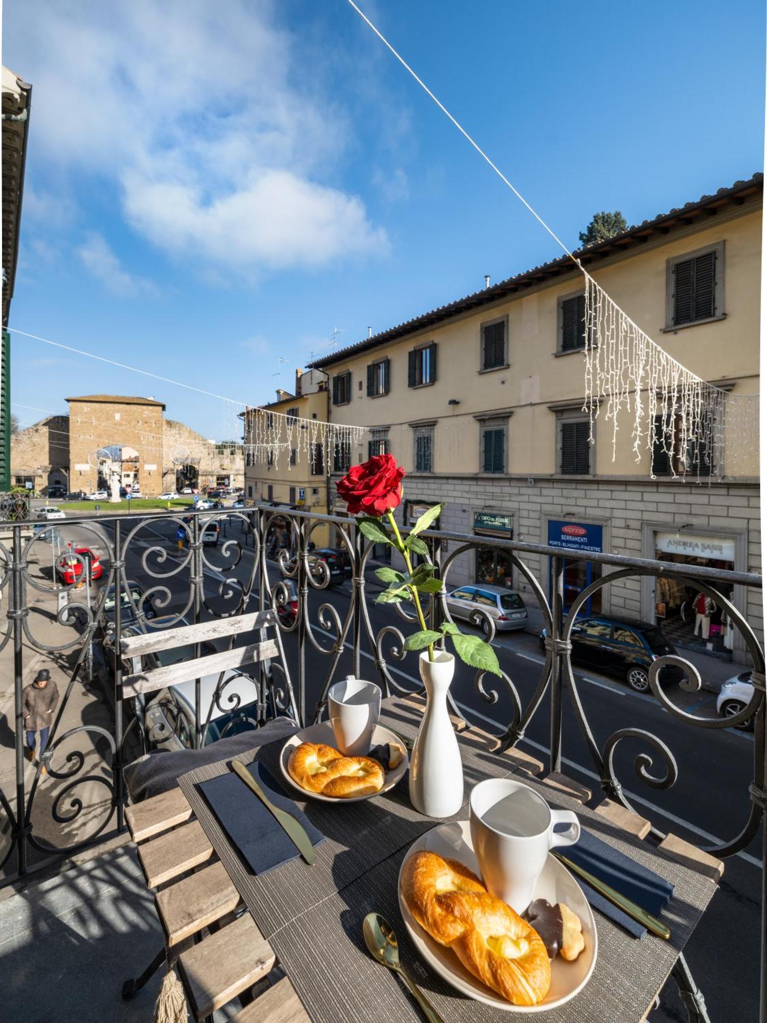 Flower House - Dolcevita Holiday Firenze Bagian luar foto